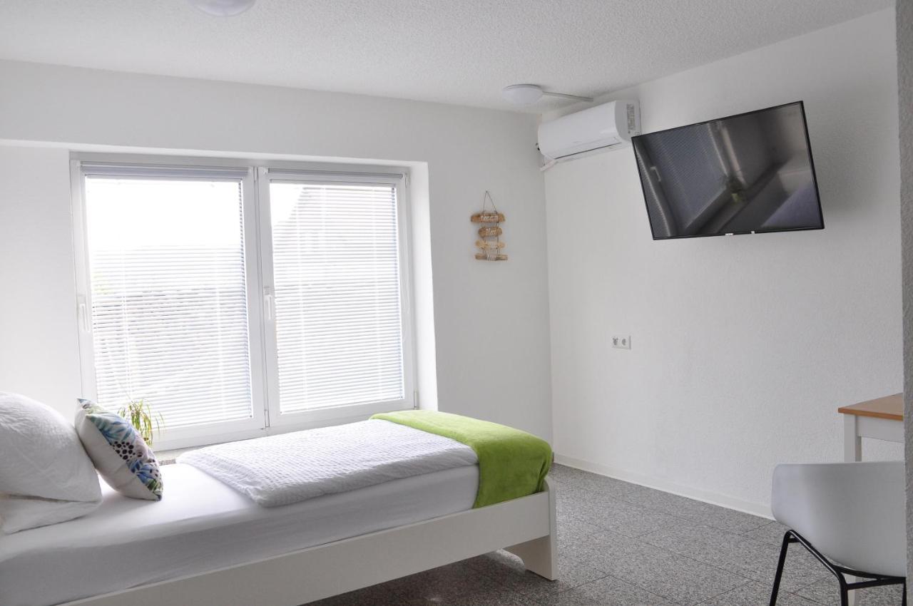 N37 -Modern Eingerichtete Zimmer In Ruhiger Lage Aldingen  Экстерьер фото